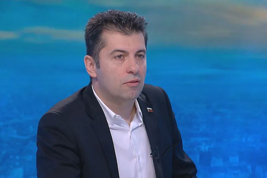 Кирил Петков: България губи милиарди, докато Пеевски и Борисов си нагласят шеф на Антикорупционната комисия